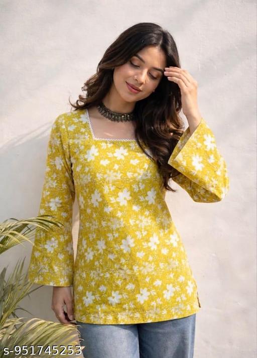 Trendy Daisy Print Bell Sleeve Short Kurti Top for Women - Image 2